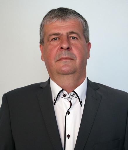 nazov